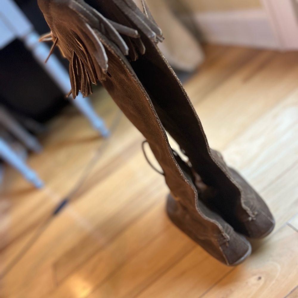 Minnetonka Brown Suede Front Lace Knee-High Leather Boots - Picture 8 of 12